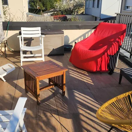 Family House Of 92 M2 With Terrace - Дом отдыха Кабур