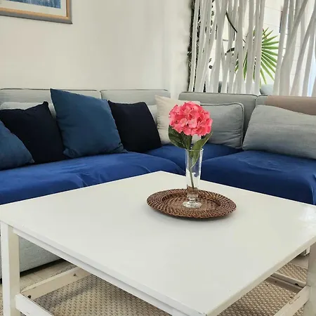 Family House Of 92 M2 With Terrace -