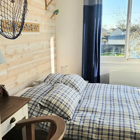 Family House Of 92 M2 With Terrace - Holiday home *