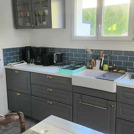 Nyaraló Family House Of 92 M2 With Terrace - Cabourg