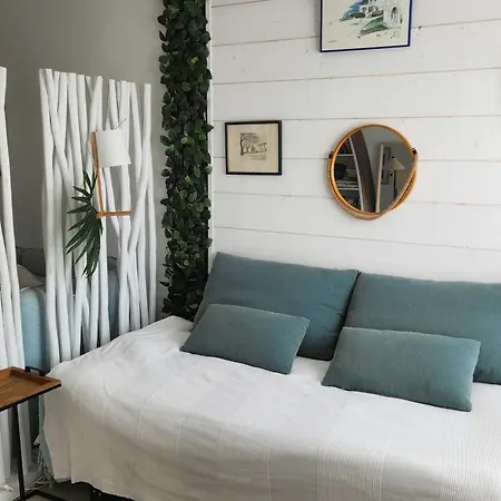 Family House Of 92 M2 With Terrace - *