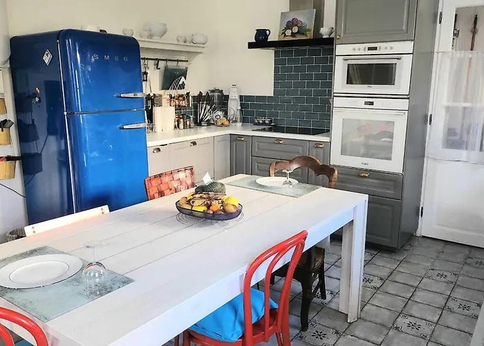 بيت للعطل Family House Of 92 M2 With Terrace -