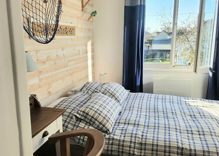 Family House Of 92 M2 With Terrace - بيت للعطل *